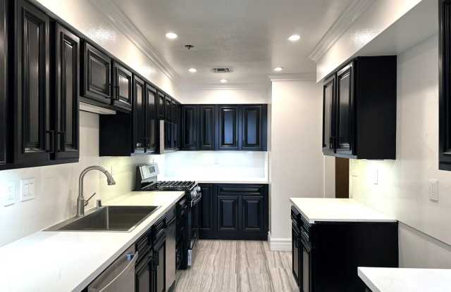 10636 Wilshire - Luxury Doorman Building photos photos