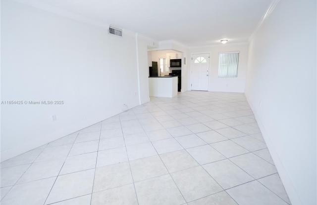1575 Euclid Ave photos photos