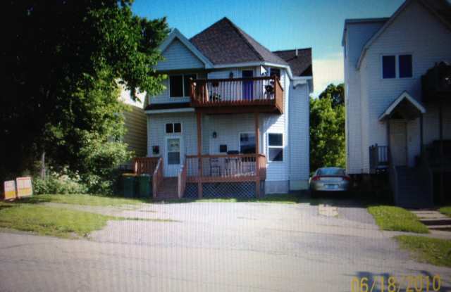 418 North 15th Avenue East photos photos