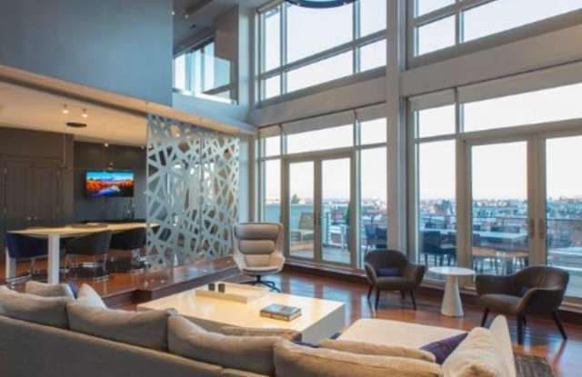 Stunning Views from this Spectacular and Stylish Penthouse in heart of Adams Morgan with PARKING. Gallery 3