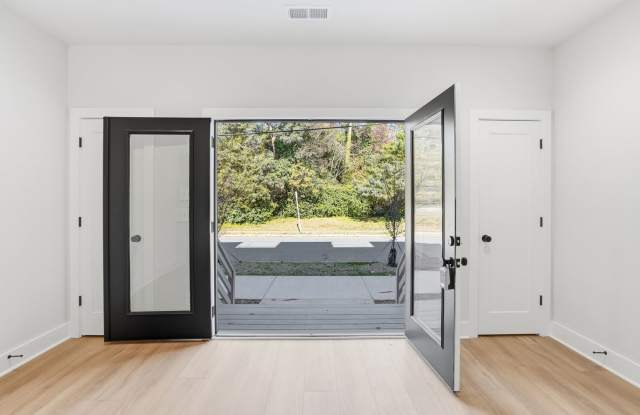 Bishop at Briar Creek, an end-unit townhome photos photos