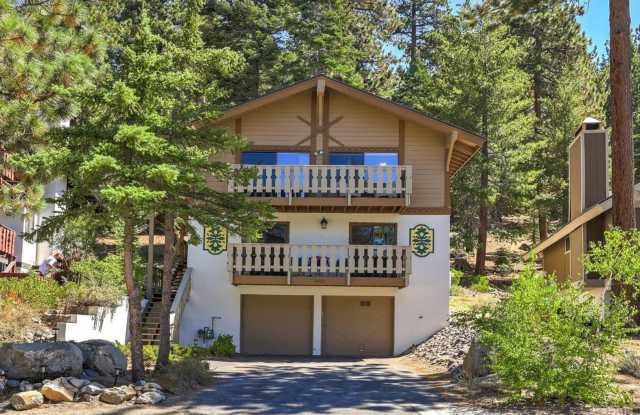 mountain retreat to relax after hard day at work 2BR House in South Lake Tahoe photos photos
