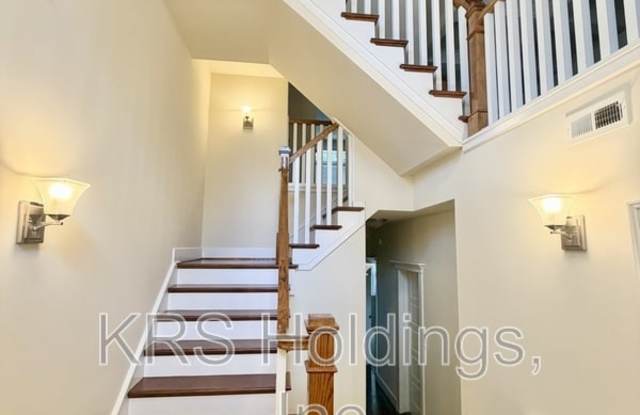 2058 Avinity Loop Gallery 4
