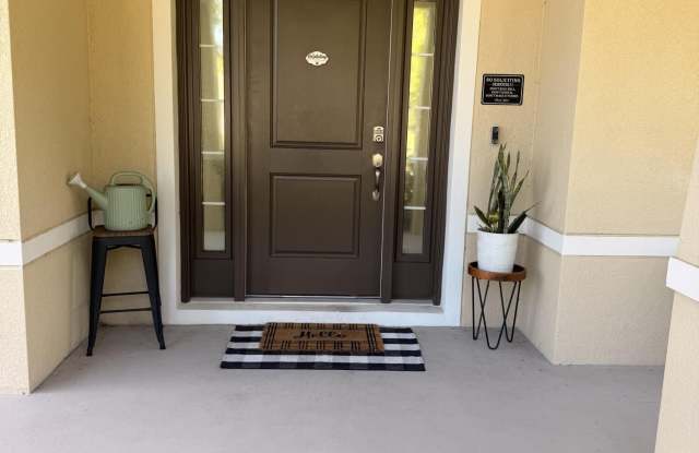 590 SE FAITH Terrace Gallery 3
