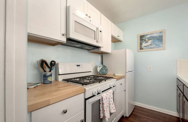 719 Whiting Court-1 Gallery 2