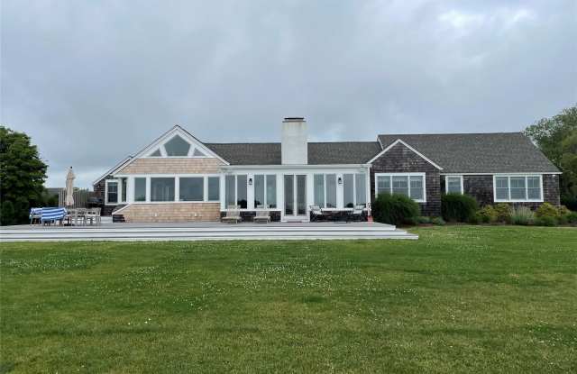 40 Tuthill Point Road Gallery 2