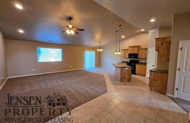 3 Bedroom Home in Hurricane photos photos 3 Bedroom Home in Hurricane photos photos