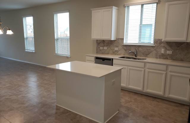 1105 Cliffbrake Way Gallery 3