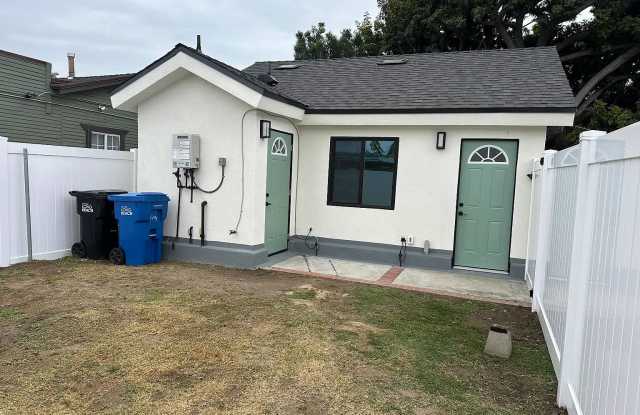 1444 Cerritos Ave photos photos