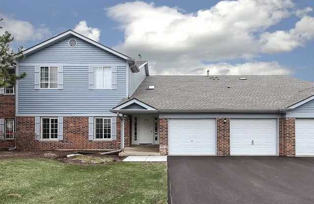 1732 Chesapeake Ln Apt 6 - 1732 Chesapeake Lane, Schaumburg, IL 60193