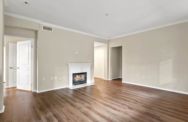 Irvine 2 Bed, 2 Bath With Amenities!! photos photos