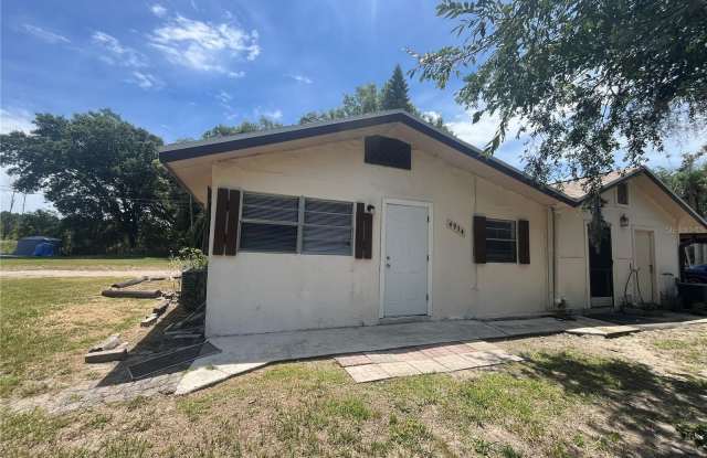 4934 ADDESSI Loop Gallery 2