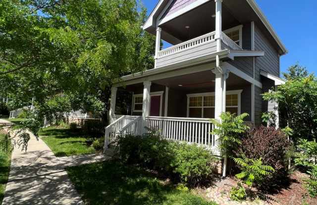 3 bed 3.5 Bath with Bonus Studio Suite Above Detached Garage! photos photos