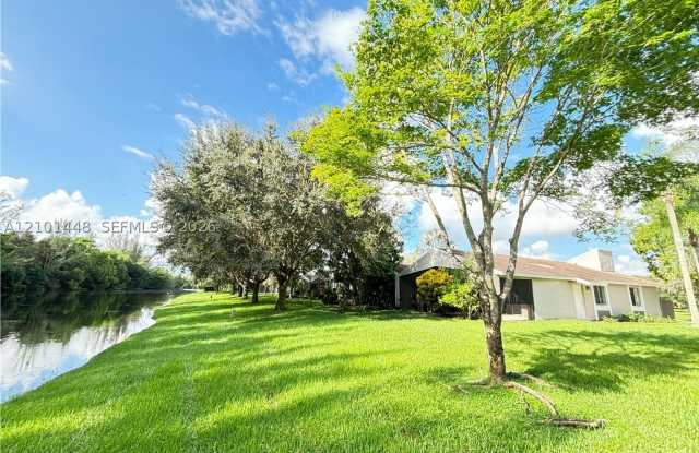 600 Woodgate Cir Gallery 2