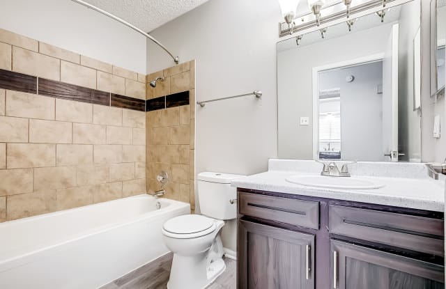 Broadway Oaks photos photos