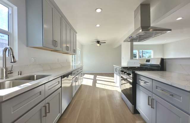 5479 Orange Ave photos photos