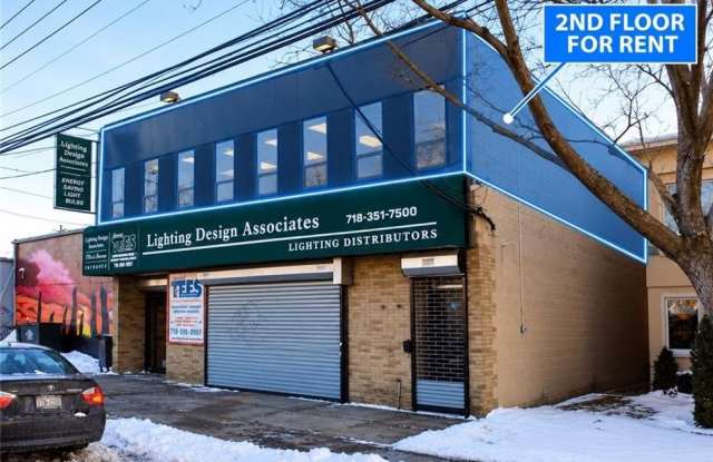 250 Buel Avenue Gallery 1