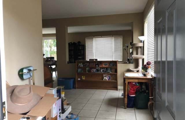 601 Cozad Circle Gallery 3