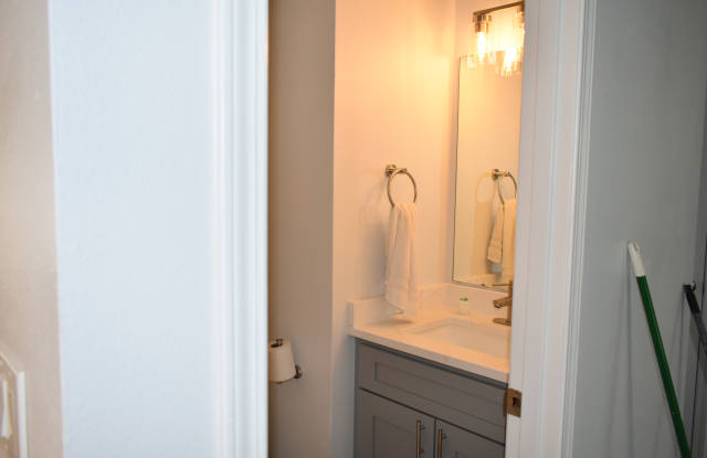 9014 S J St photos photos