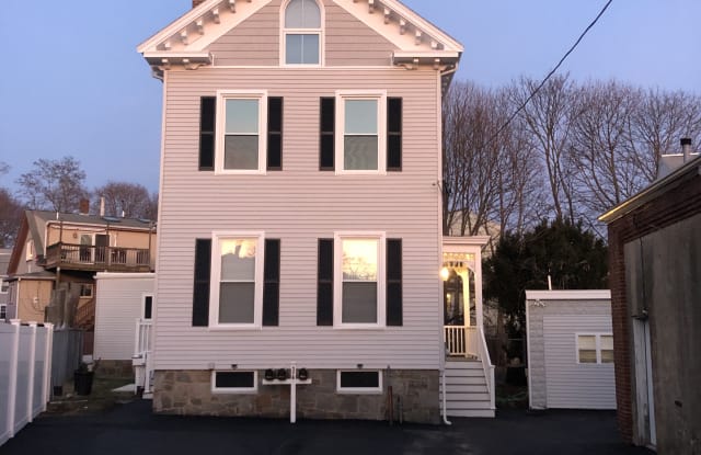 57 R Washington Street - 57 Washington Street, Gloucester, MA 01930