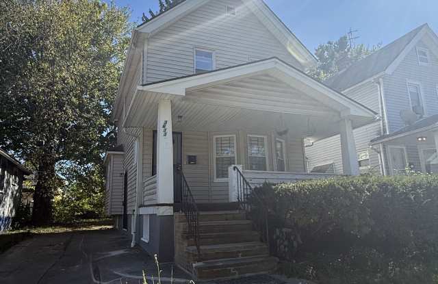 3611 E 103rd St photos photos