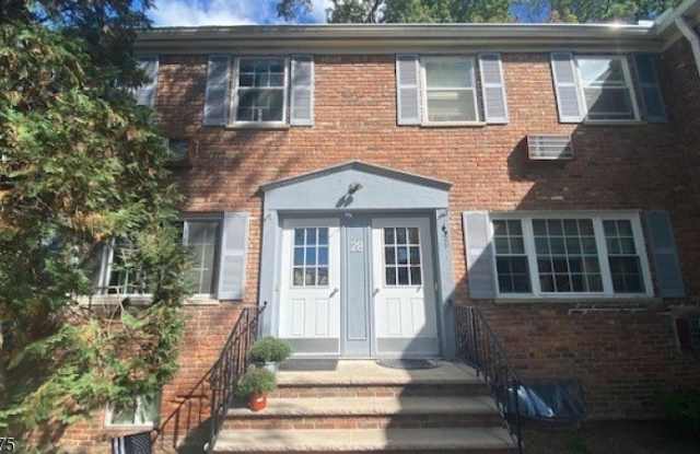 28 Wedgewood Dr photos photos