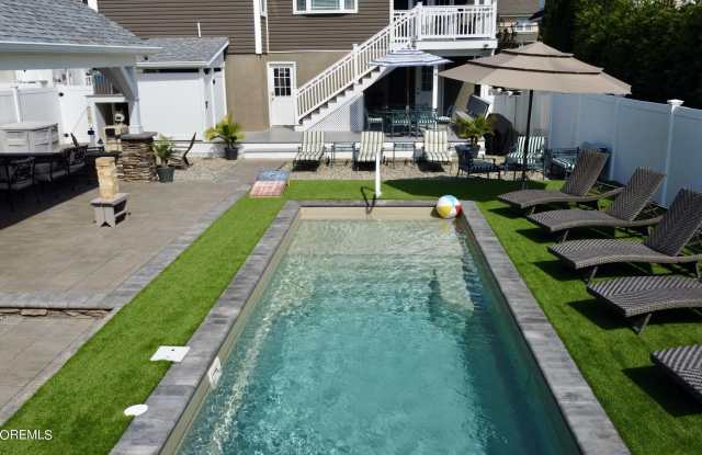 304 Arnold Avenue photos photos