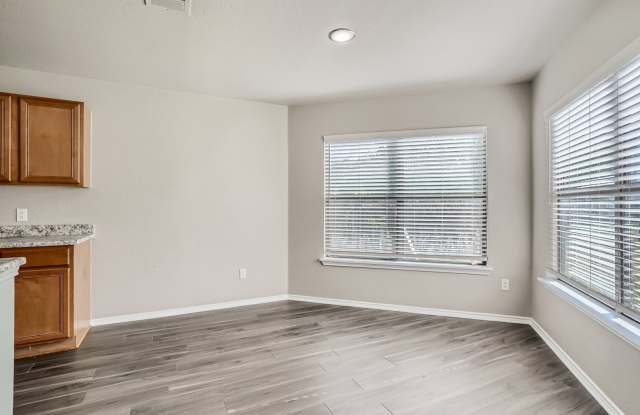 1211 Champion Dr Round Rock, TX 78664 Gallery 4