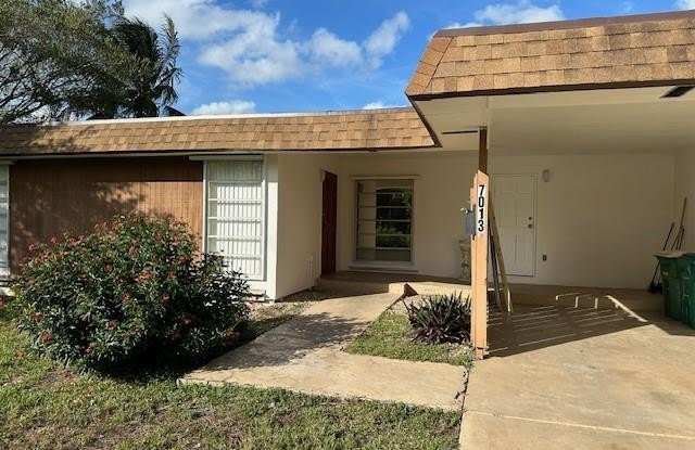 7013 NW 63RD Court Gallery 2