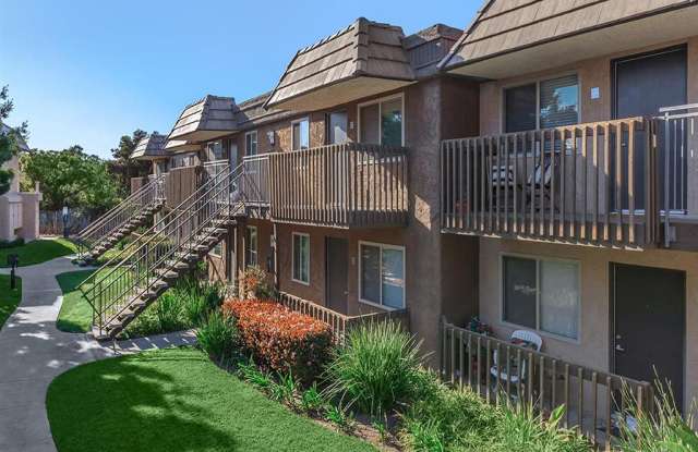 Bluffs at Carlsbad Apartments Gallery 2