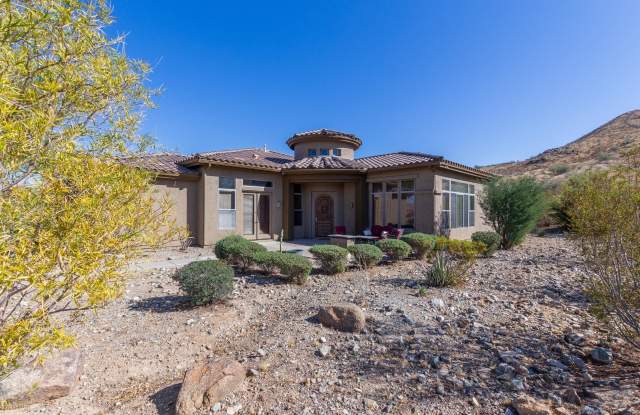 1525 W CAPISTRANO Avenue - 1525 West Capistrano Avenue, Phoenix, AZ 85041