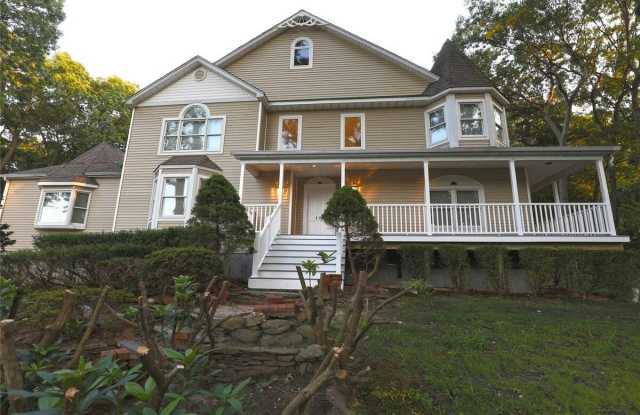 176 Lower Sheep Pasture Road - 176 Lower Sheep Pasture Road, Setauket-East Setauket, NY 11733