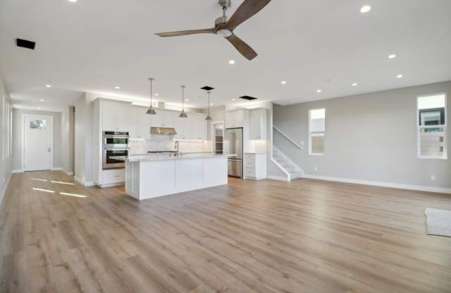 2942 Copley Avenue photos photos