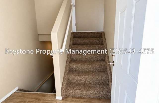 APPLICATION FEE REIMBURSED! Nicely Maintained Duplex in Pueblo West 3 Bed/2 Bath/2 Car Garage  $1800/$1800 Gallery 2