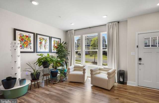 2802 BRIDGEWATER Drive Gallery 3