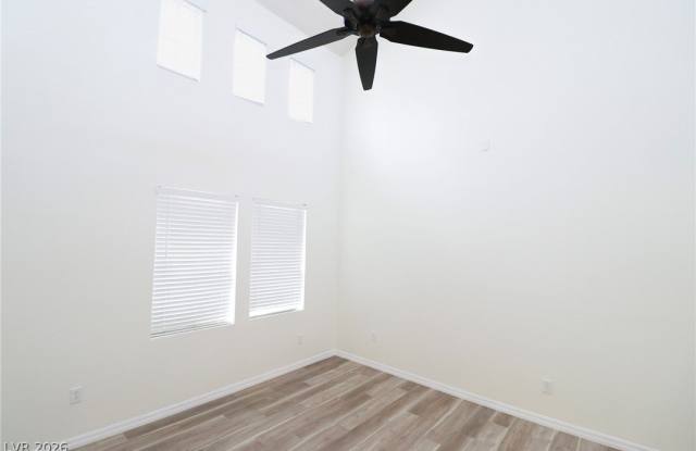 1510 Plaza Centre Drive Gallery 4