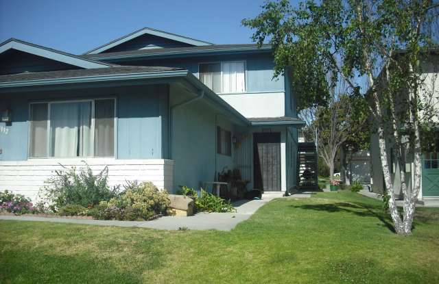 UPGRADED PENTHOUSE CONDO photos photos