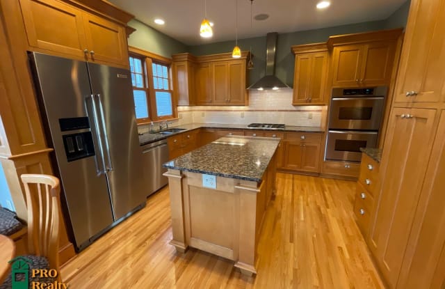 3104 James Ave S - 3104 James Avenue South, Minneapolis, MN 55408
