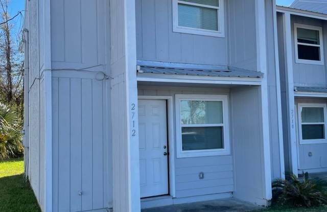 2712 E 17th St photos photos 2712 E 17th St photos photos