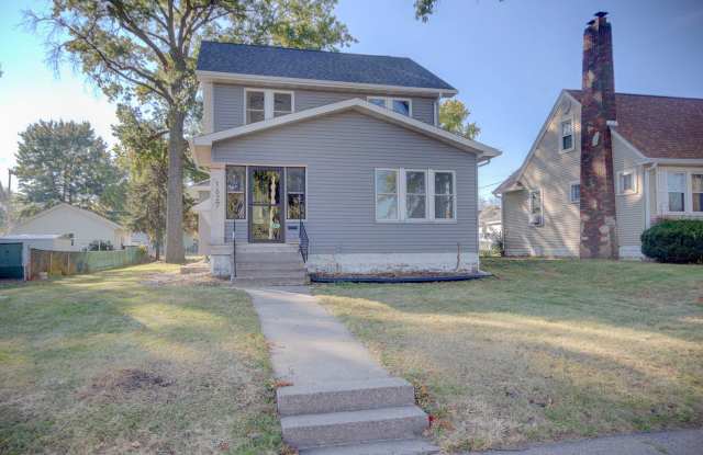 Completely remodeled 3 bed home photos photos