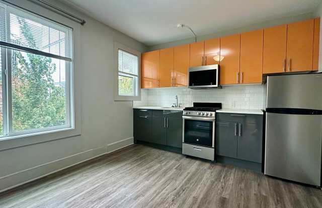 814 Columbia St photos photos