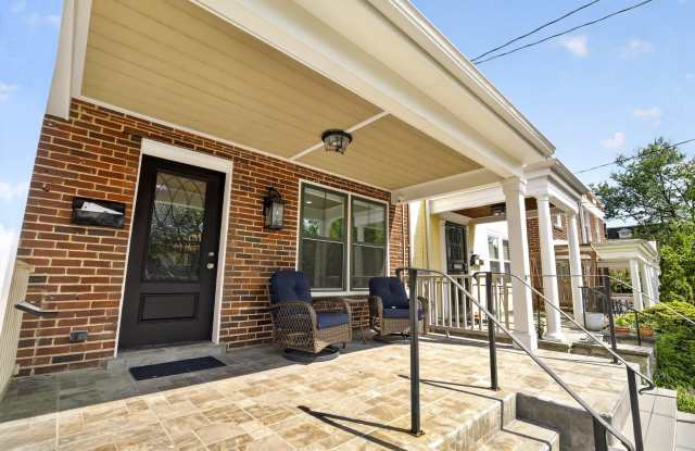 4107 4TH Street NW Gallery 3