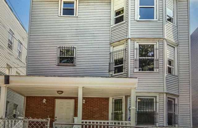 589 Winchester Avenue Gallery 1