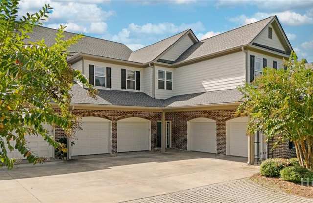 Richmond Hill 3 Bedrooms 2 1/2 Baths with Lagoon View, Screened Porch and Amenities photos photos