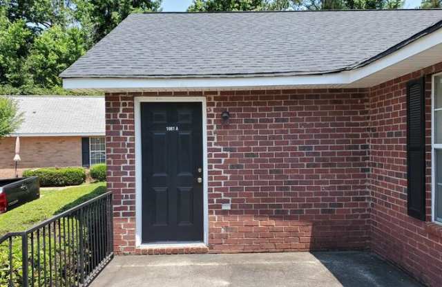 1081 A Micha Way photos photos