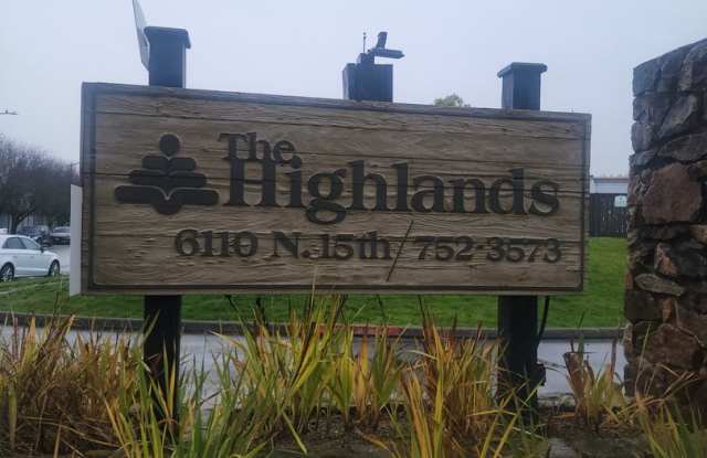 2 Bedroom, North Tacoma, $1595 + $100 w/s/g = $1695.00, upper floor apartment photos photos