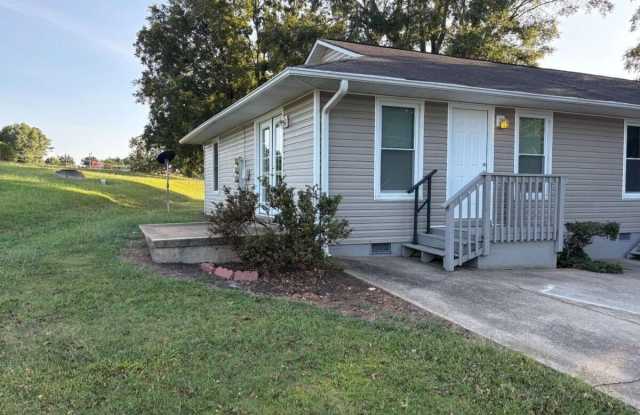3749 Old Plainview R Gallery 4