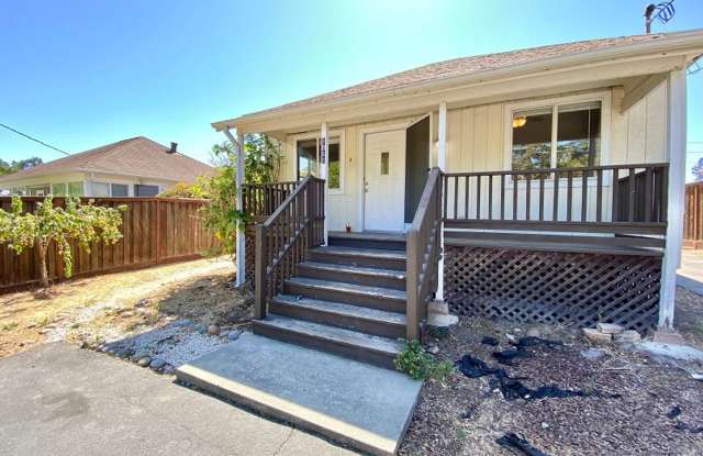 1041 Evans Avenue - 1041 Evans Avenue, Napa, CA 94559