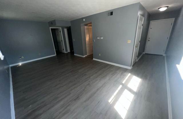 1310 Millerwood Court Gallery 4