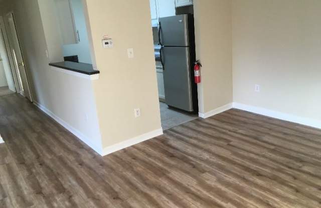 8301 Tamarron Dr Gallery 2